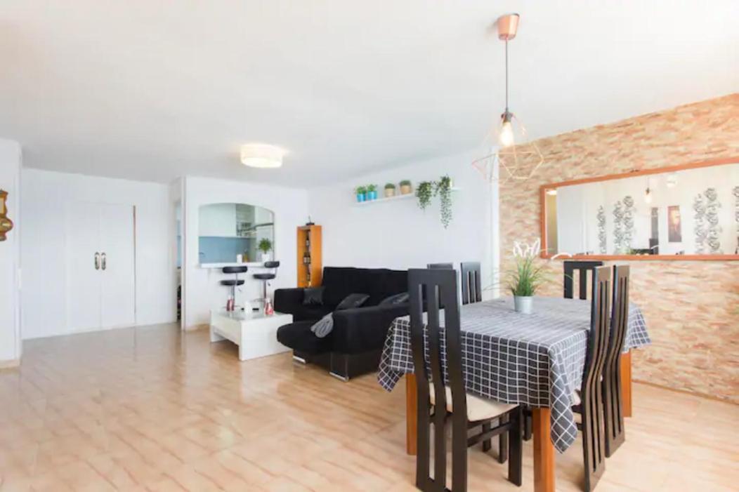 Beach Apartment With Fantastic Seaview อาลิกันเต ภายนอก รูปภาพ